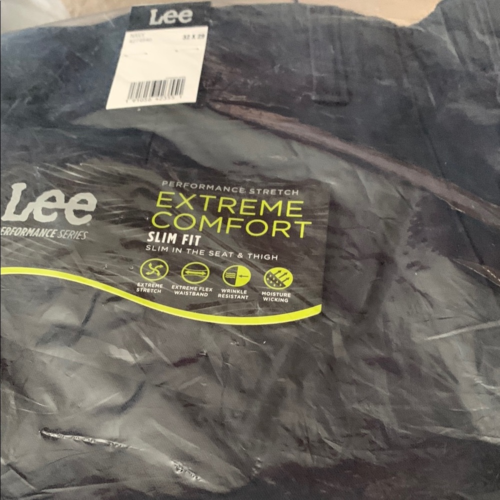 Lee Extreme Comfort Slim Fit Pants in Black
